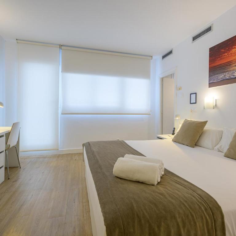 NeoMagna Madrid - Chambre Double ou Lits Jumeaux Supérieure avec Balcon - 4