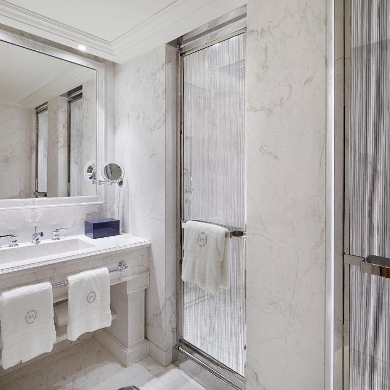 Maison Villeroy - Camera King Deluxe con Accesso Vasca Idromassaggio, Sauna e Hamman Privato - 6