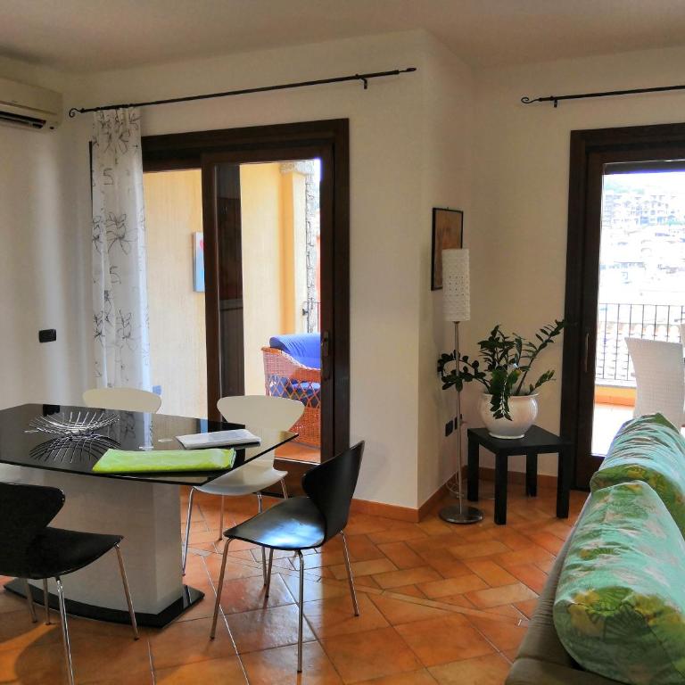 Sa Mirada Apartments - Two-Bedroom Apartment with Terrace - Split Level - 31