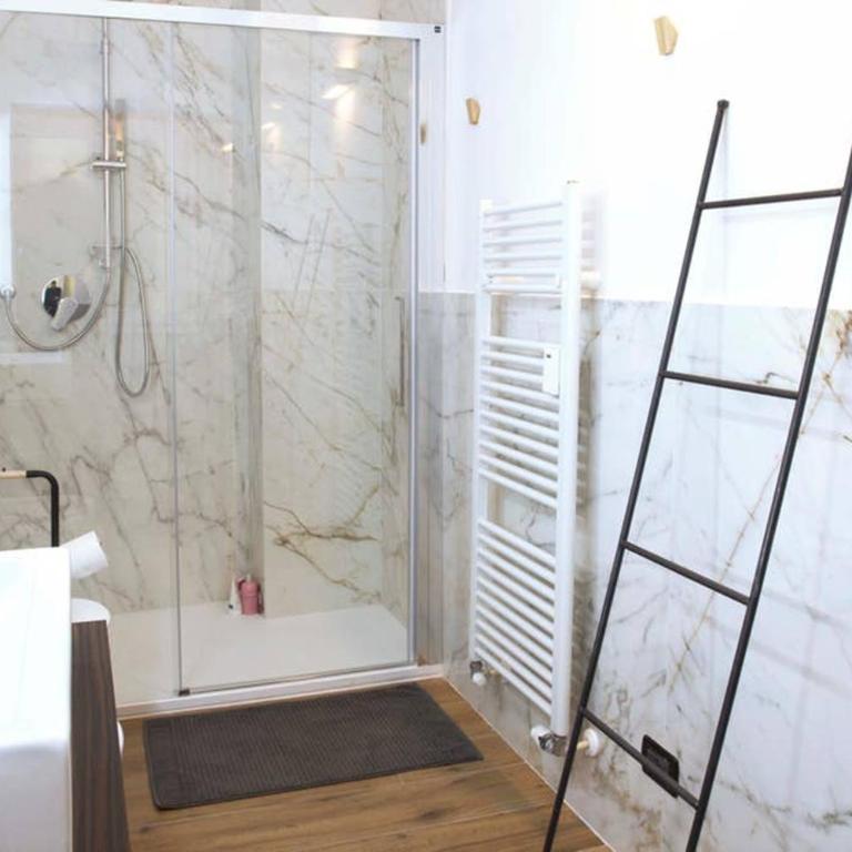 Dandy house on the Arno river - Two-Bedroom Apartment - 25