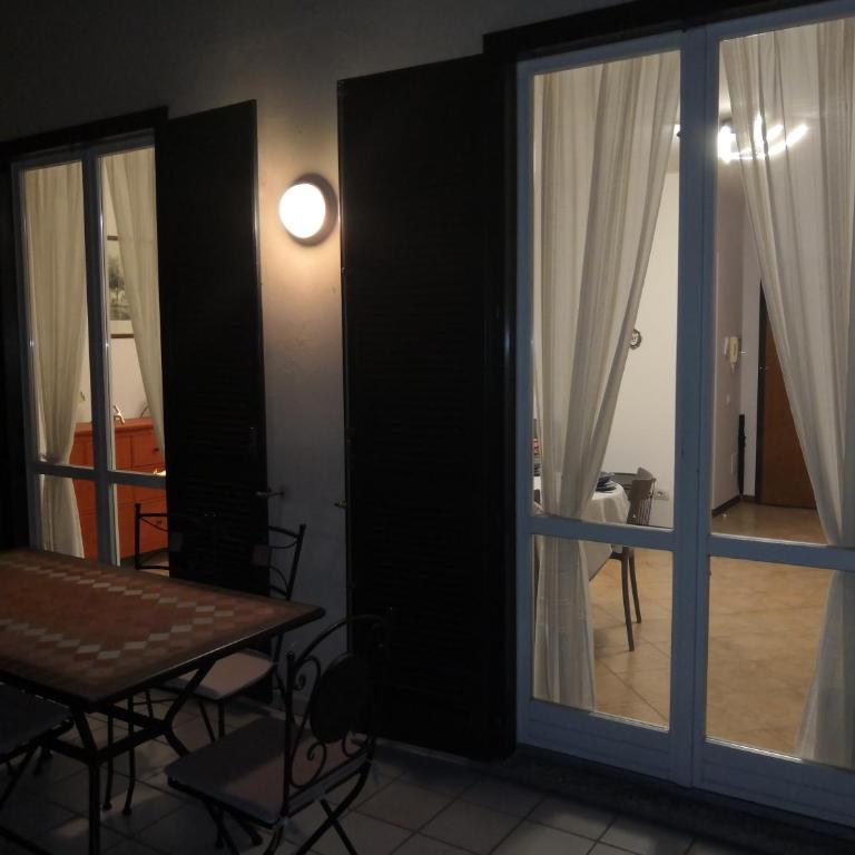 Near Villa Monastero and Castello di Vezio - Appartement - Vue sur Lac - 51