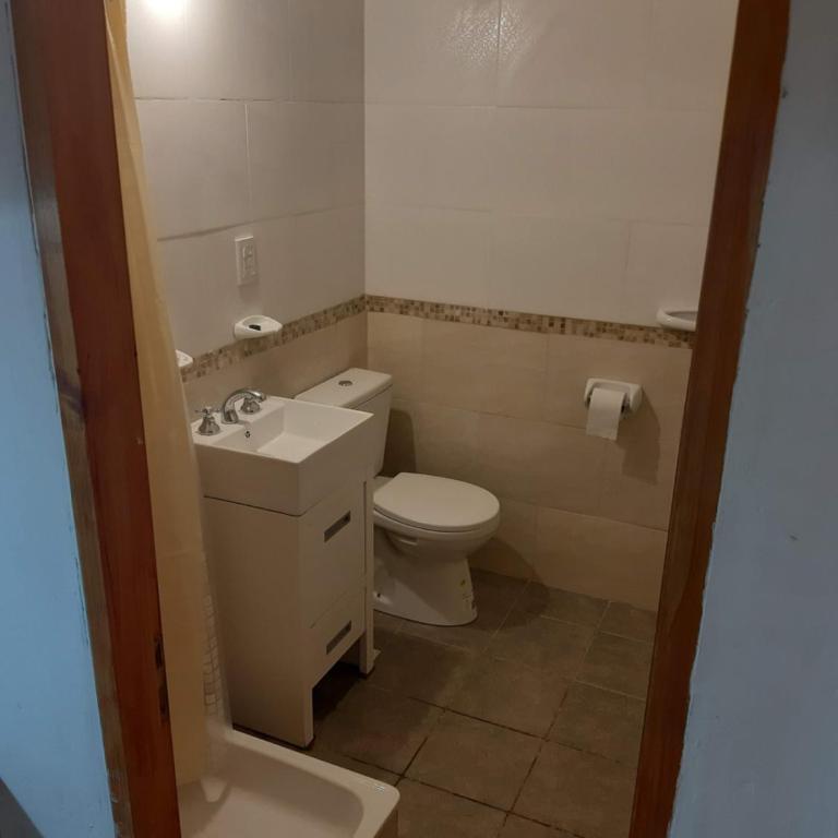 Las Victorias 2 - Habitación Familiar con baño privado - 2