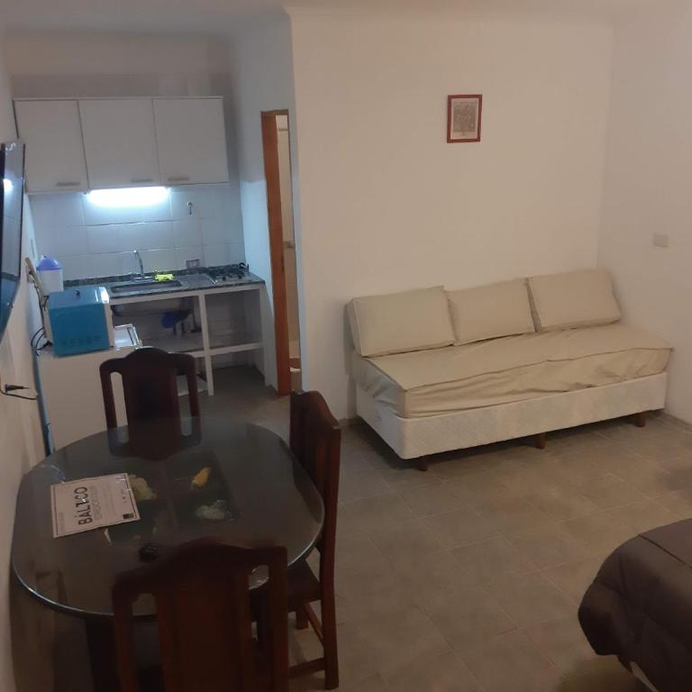 Las Victorias 2 - Habitación Familiar con baño privado - 6