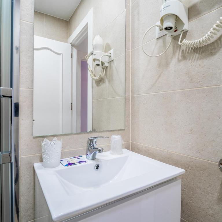 Urban Rooms B&R - Habitación Doble - 2 camas - 18