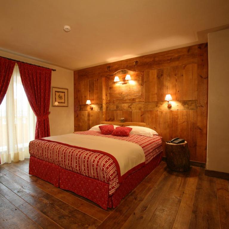 Hotel Letterario Locanda Collomb - Camera Matrimoniale/Doppia con Letti Singoli con Balcone - 5