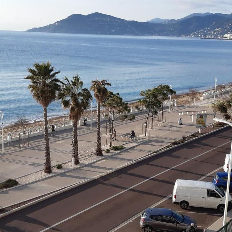 Great Waterfront Apartment In Cannes BoccaCabana - Appartement 1 Chambre - 30