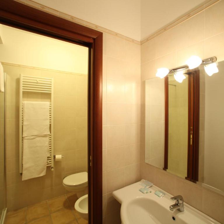 Agriturismo AgriCostella Vieste, Piscina e Parcheggio - Camera Matrimoniale con Bagno Privato - 4