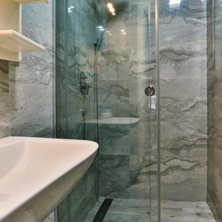 Montesun Boka Apartments - Deluxe Apartment - 11
