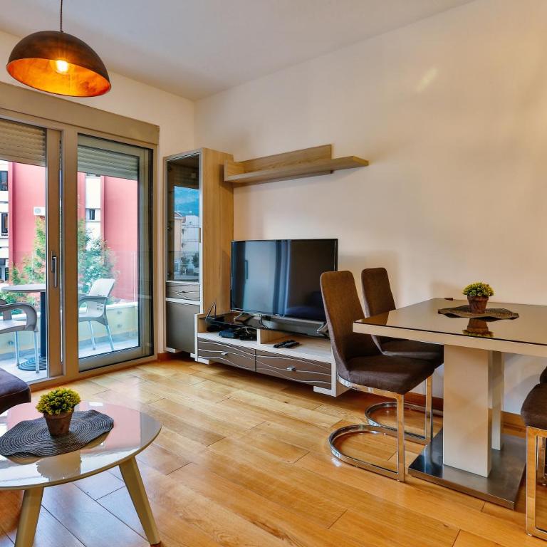 Montesun Boka Apartments - Deluxe Apartment - 7