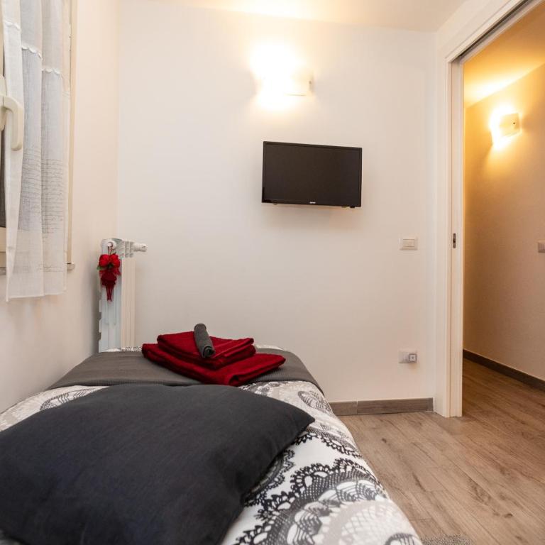 sweet home station - Two-Bedroom Apartment - 24