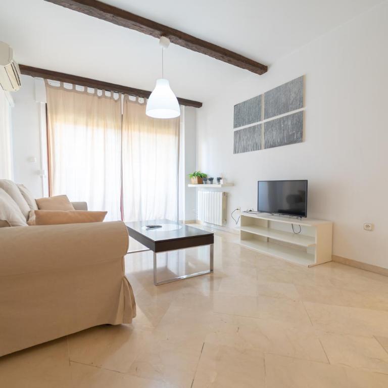 Apartamento Almunia - Two-Bedroom Apartment - 7