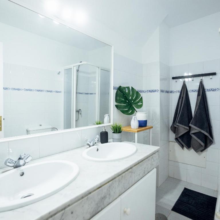 Central location in a great complex with 300mbps internet - Apartment with Garden View - 23