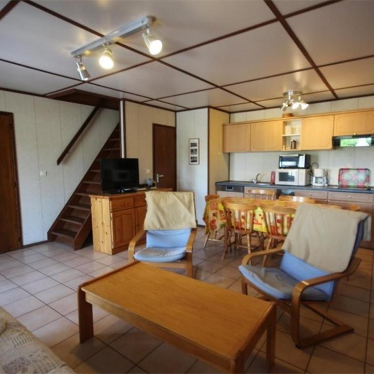 Domaine de vacances à 600m de la plage villa 4 chambres 9 couchages WIFI terrasse parking animations et piscines en supplément LRPDSH4 - Four-Bedroom House - 5