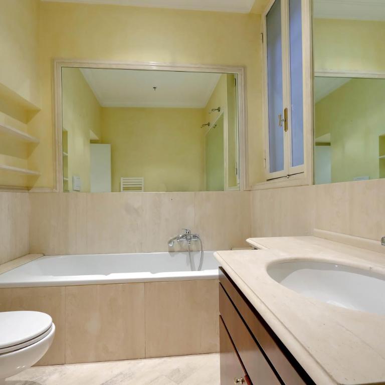 Campo dei Fiori Giubbonari Amazing - Appartamento con 3 Camere da Letto - 29