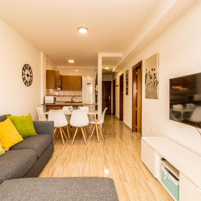 The Palm Mar Duplex - Three-Bedroom Apartment - 36