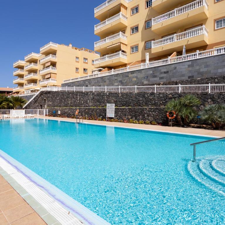 The Palm Mar Duplex - Three-Bedroom Apartment - 39