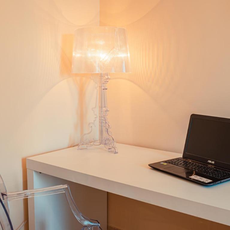 Mosaico Taormina Guest House - Appartamento con 2 Camere da Letto, Balcone e Vista mare - 7