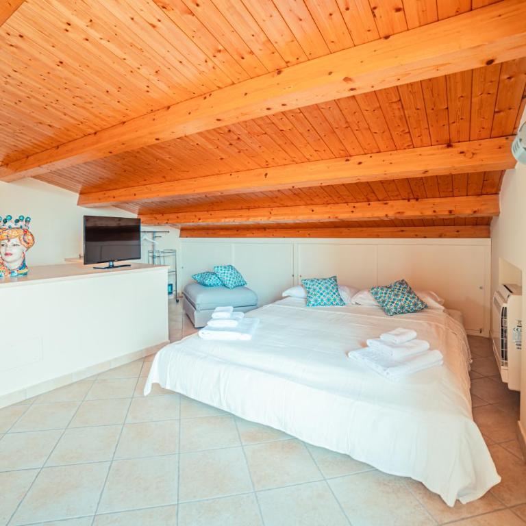 Mosaico Taormina Guest House - Appartamento con 1 Camera da Letto, Vista Mare e Terrazza - 2