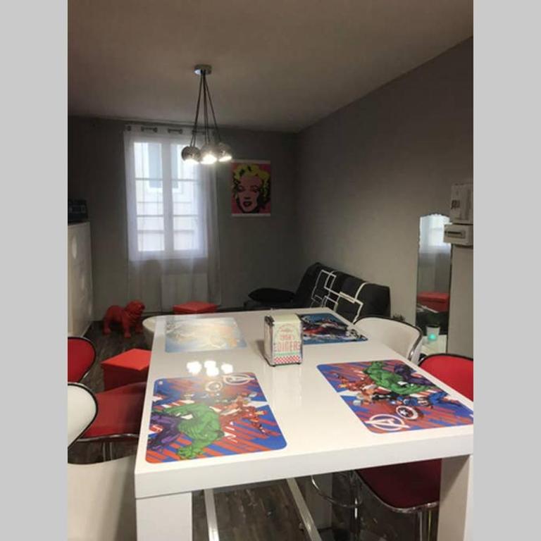 APPARTEMENT STYLE POP ART avec GARAGE CENTRE HISTORIQUE BEZIERS - Appartamento con 1 Camera da Letto - 16