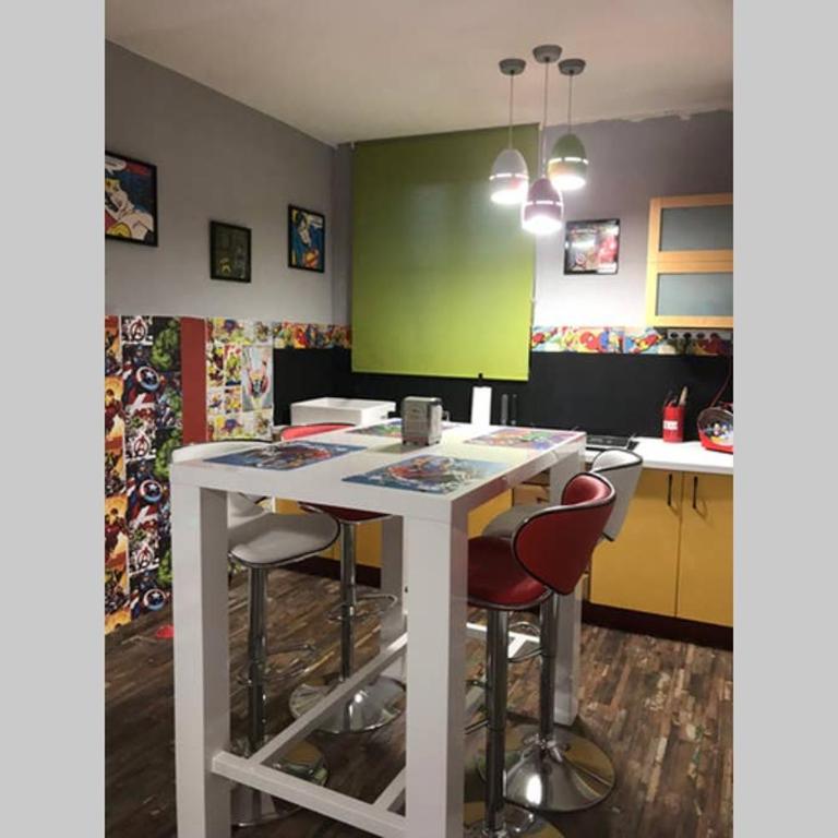 APPARTEMENT STYLE POP ART avec GARAGE CENTRE HISTORIQUE BEZIERS - Appartamento con 1 Camera da Letto - 22