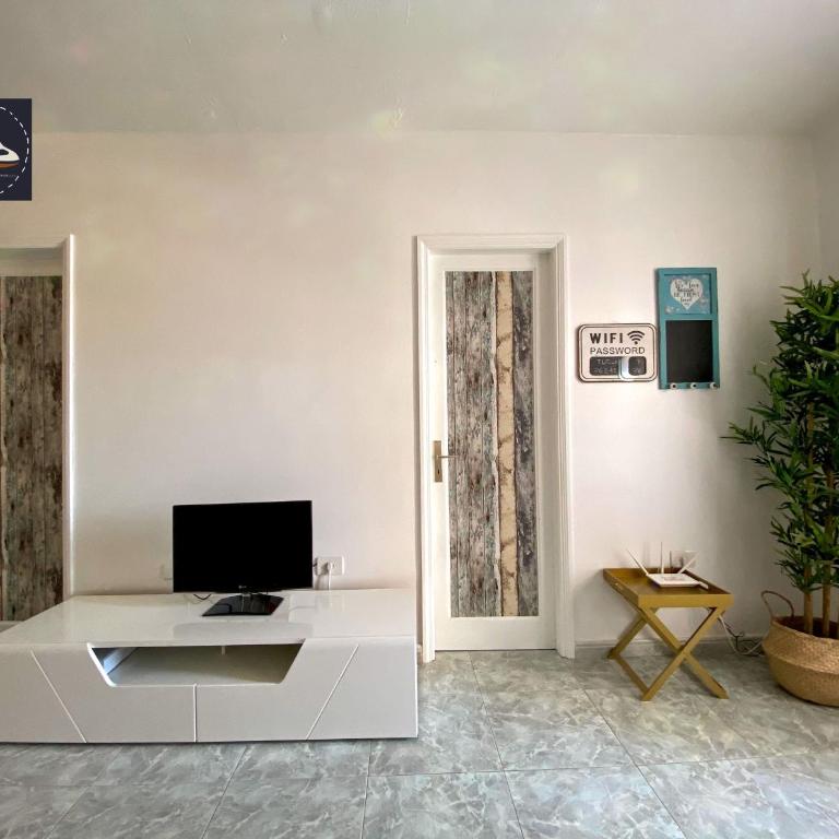 Old Town Puerto del Carmen - One-Bedroom Apartment - 9