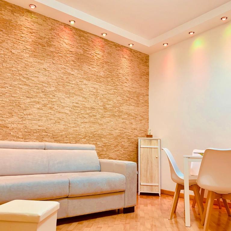 Pescara centro Silenzioso e confortevole con terrazzo bioclimatico a 2 minuti dal mare - Superior Apartment - 11