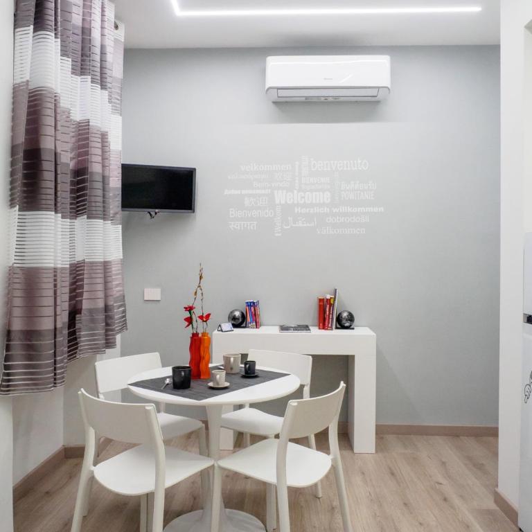 Plebiscito Home Holidays - Appartamento con 2 Camere da Letto - 5