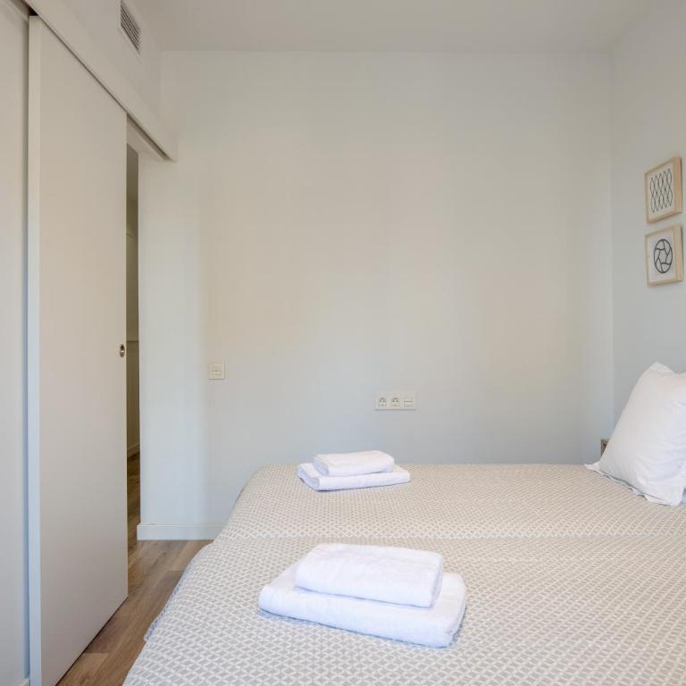 LucasLand Apartments Barcelona - Apartamento de 3 dormitorios - 17