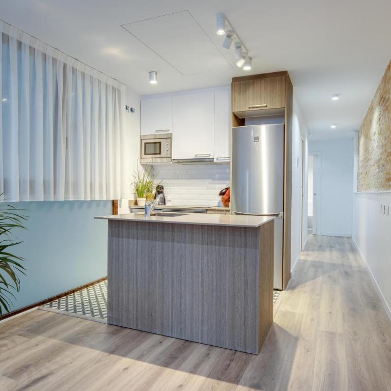 LucasLand Apartments Barcelona - Apartamento de 3 dormitorios - 28