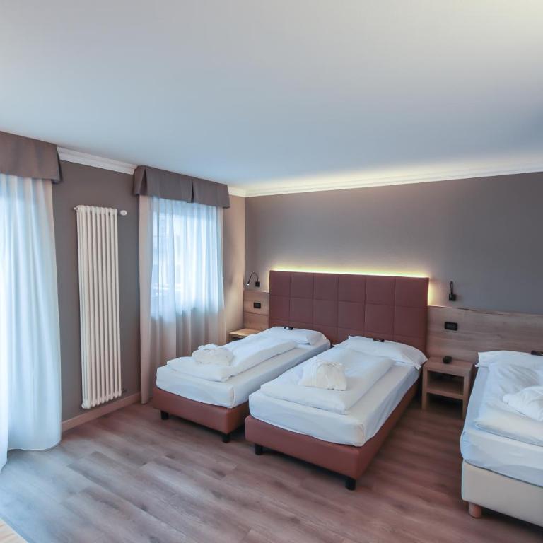 Family Hotel Gran Baita - Camera Familiare (2 Adulti + 1 Bambino) - 5