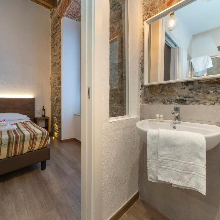 Affittacamere Superior del Golfo e delle 5 Terre - Deluxe Double or Twin Room with City View - 7