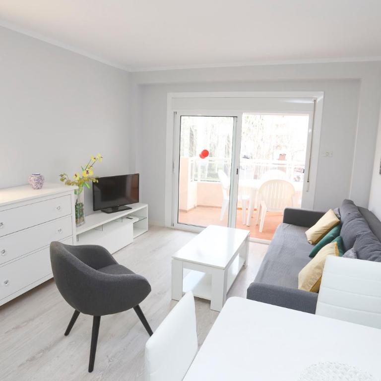 DIFFERENTFLATS California I - Two-Bedroom Apartment - 1