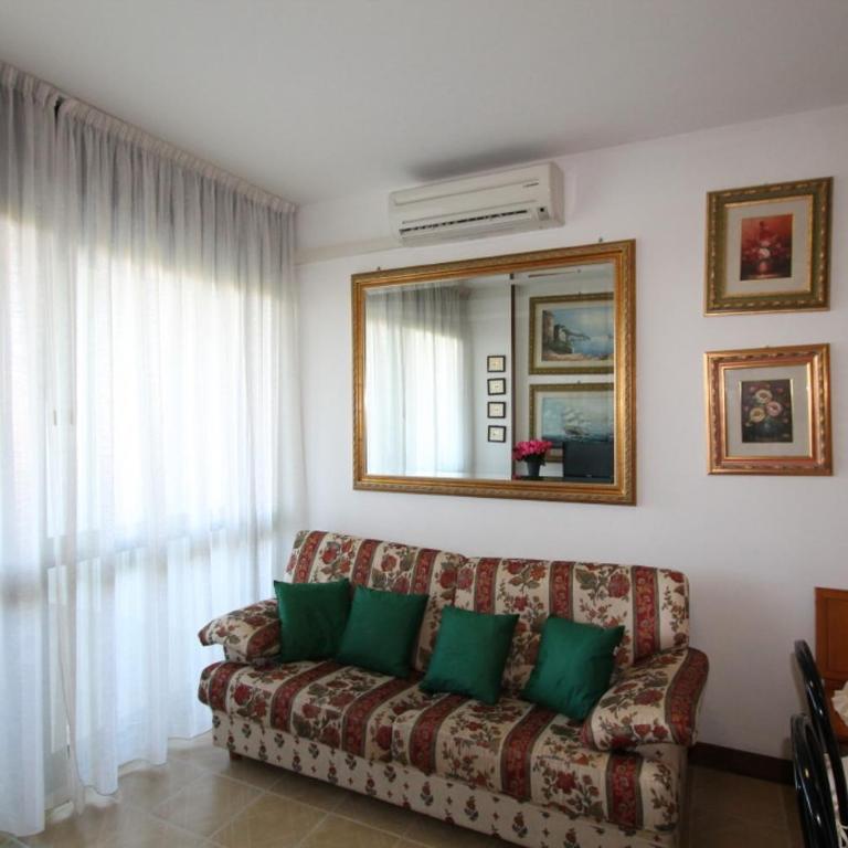 APPARTAMENTI SOLARIUM - Appartamento con 2 Camere da Letto - 2