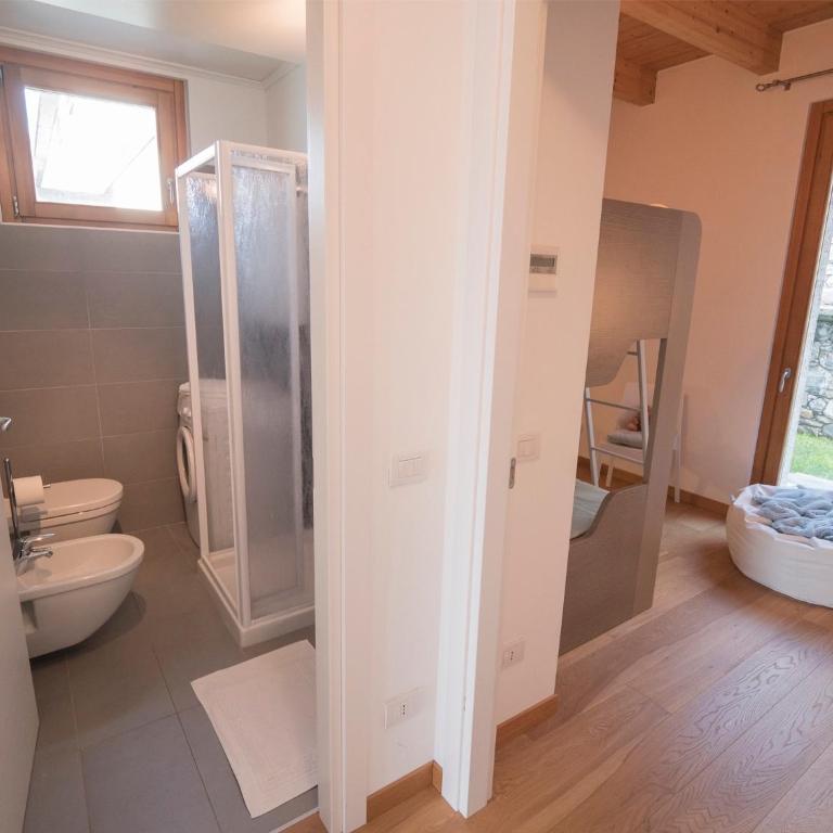beautiful poolside and stunning lake view Gardenia - Casa con 2 Camere da Letto - 8