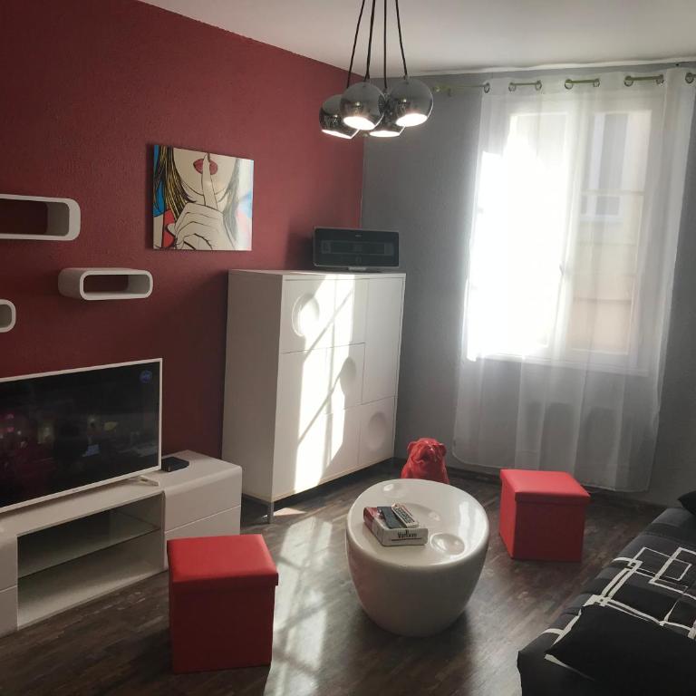 APPARTEMENT STYLE POP ART avec GARAGE CENTRE HISTORIQUE BEZIERS - Appartamento con 1 Camera da Letto - 2
