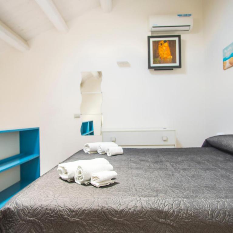 Casa Gelsomino - One-Bedroom House - 23