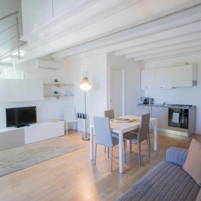 Casa Gelsomino - One-Bedroom House - 33
