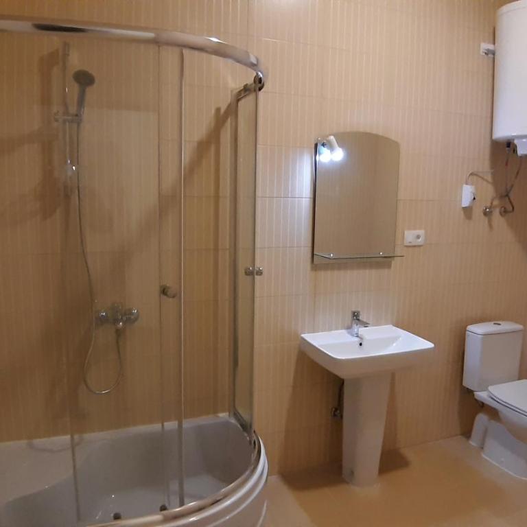 Villa Roan - Quadruple Room with Sea View - 13