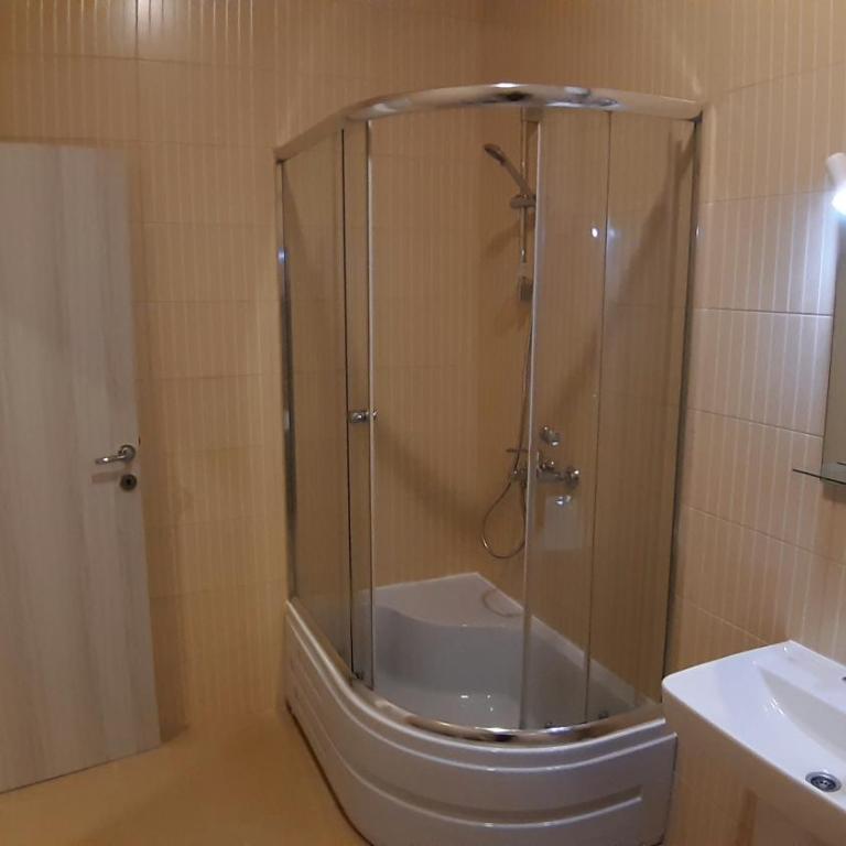 Villa Roan - Quadruple Room with Sea View - 11