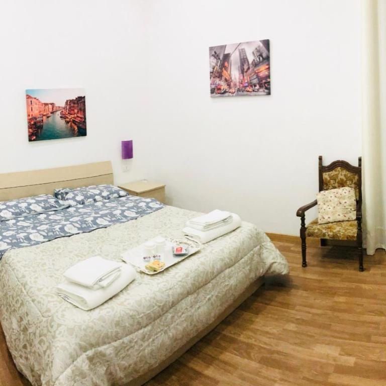 La Casa del Barocco - Camera Matrimoniale con Bagno Privato Esterno - 4