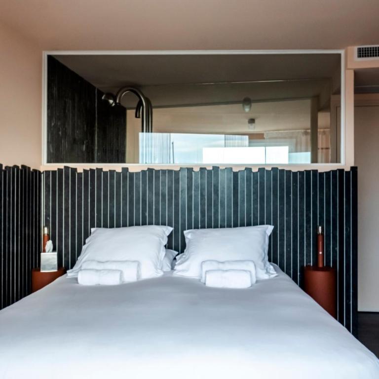 Hôtel La Reine Jane - Chambre Double avec Balcon - Premier Étage - Vue sur Mer - 15