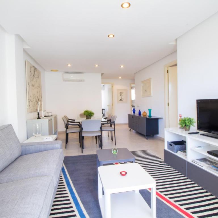 Precioso Apartamento con wifi y A/C - Apartamento de 2 dormitorios - 1