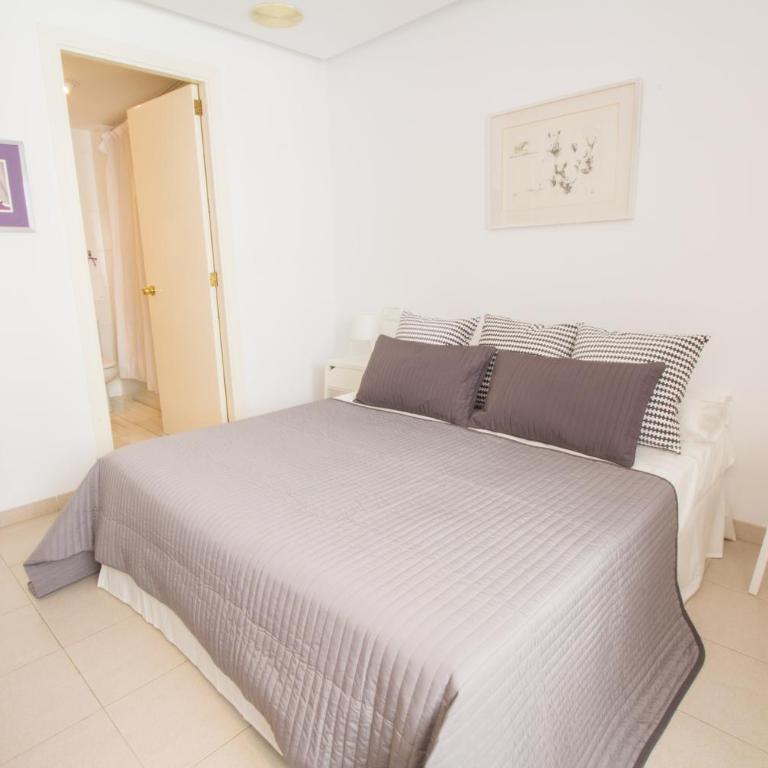 Precioso Apartamento con wifi y A/C - Apartamento de 2 dormitorios - 10