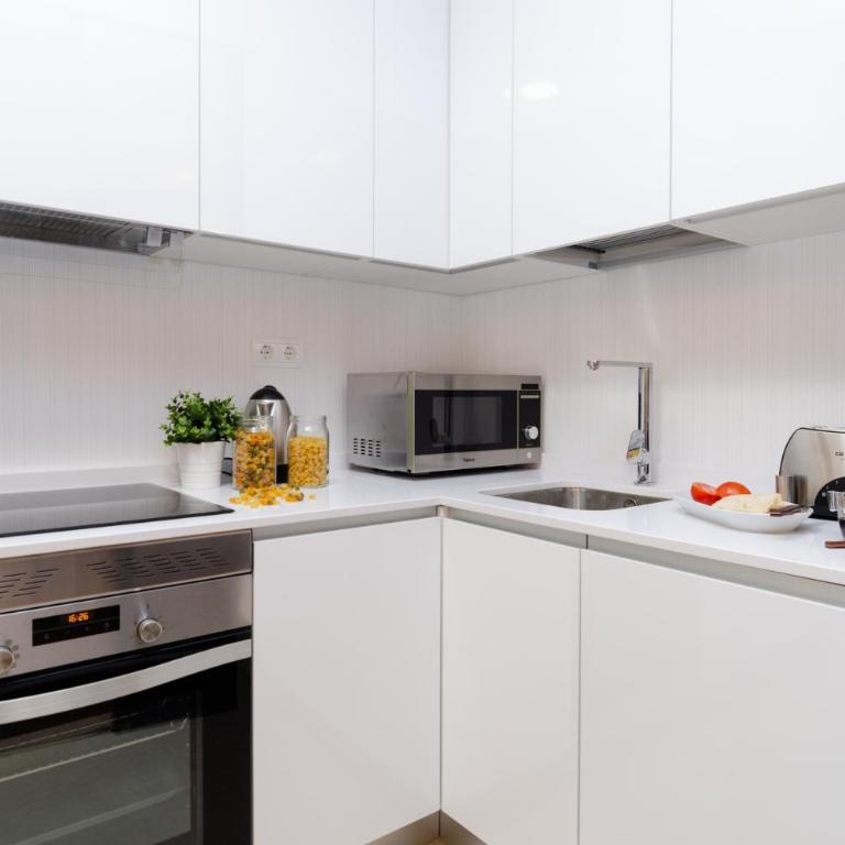 Palacio Premium Stay - Two-Bedroom Apartment - 15