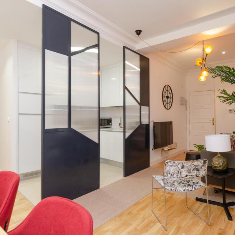 Palacio Premium Stay - Two-Bedroom Apartment - 22