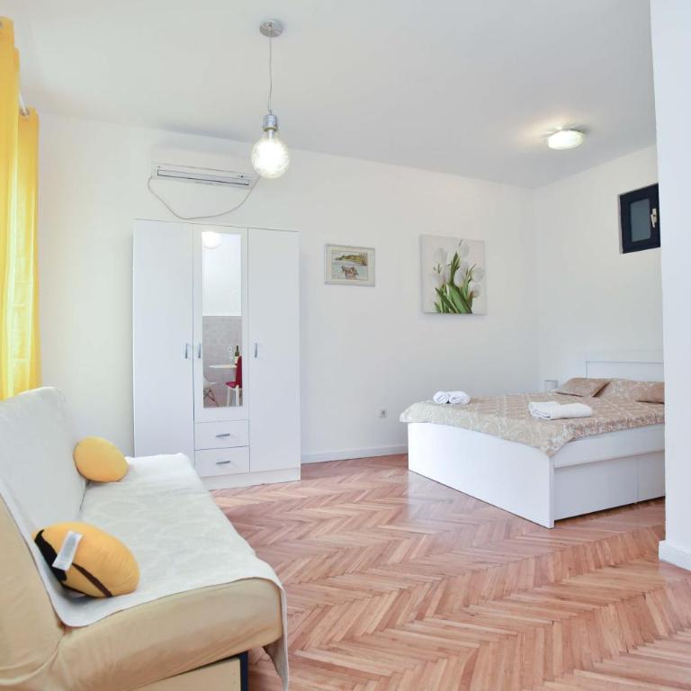 Apartment Stari Grad - Studio Apartment - 10