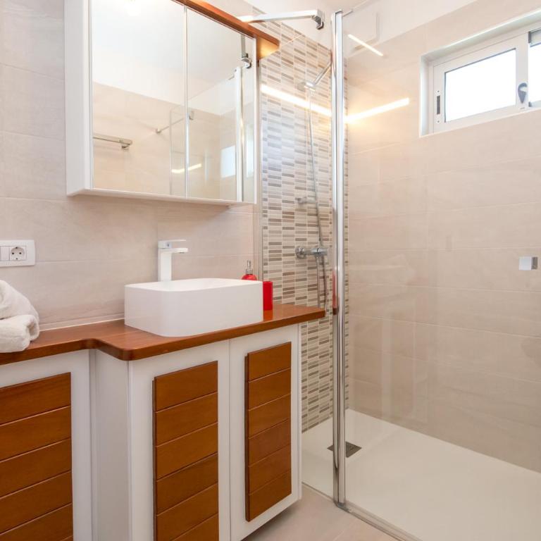 CasaColores Apartamentos - Apartamento de 1 dormitorio con vistas al mar - 19