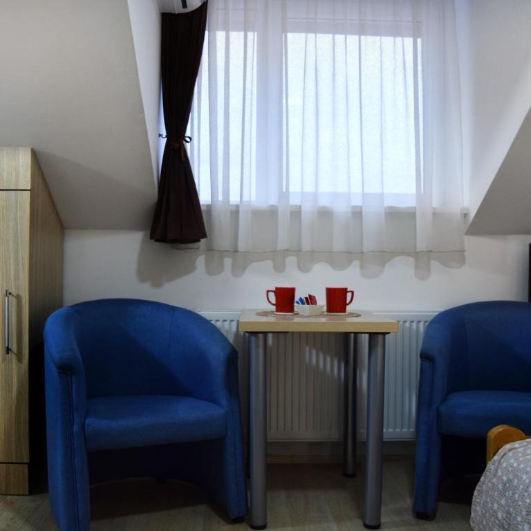 Nadja - Dvokrevetna Soba sa Bračnim Krevetom i Sopstvenim Kupatilom - 6