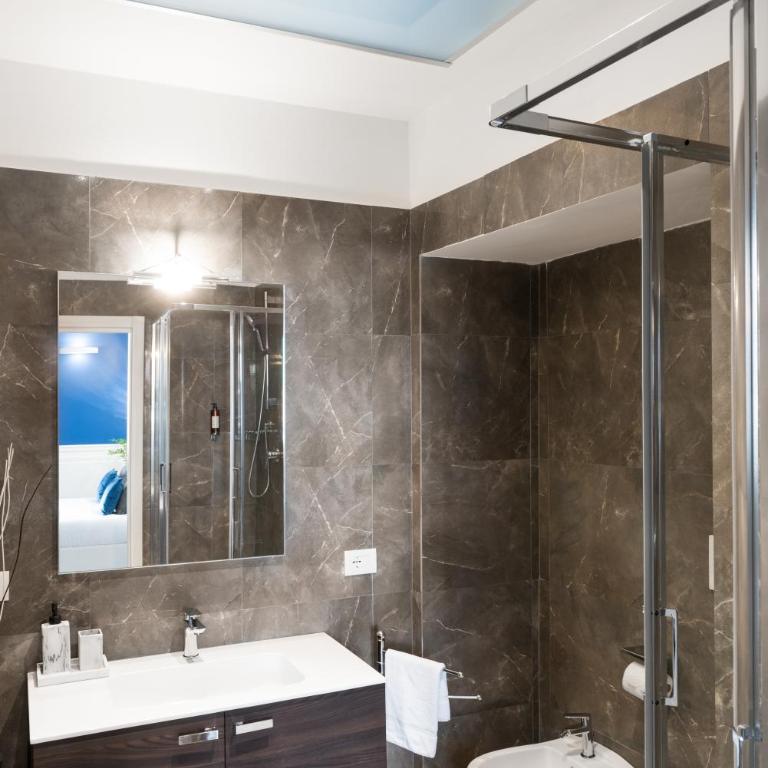 Vatican Imperial Apartment 2840sq ft - Four-Bedroom Luxury Apartment - 51