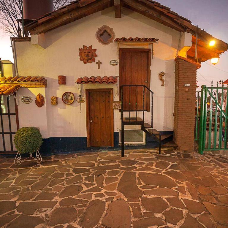 Htl & Villas Las Glorias Mazamitla, céntricas, parking, jardín - Casa de 2 dormitorios - 3